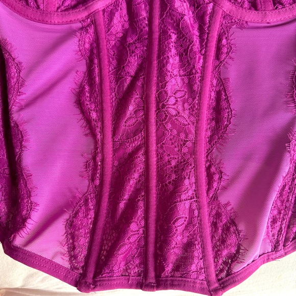 Urban Outfitters corset top - Picture 4 of 7